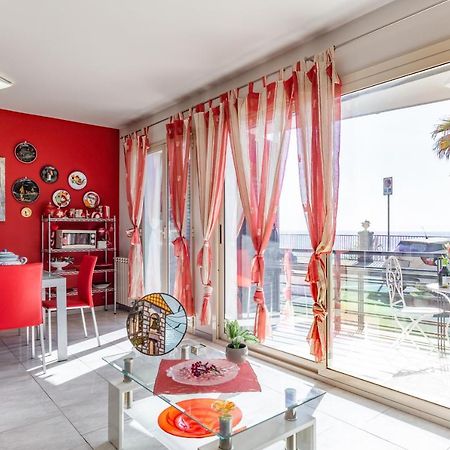 אצ'י קסטלו Castello Normanno Modern Sea View Apartment מראה חיצוני תמונה