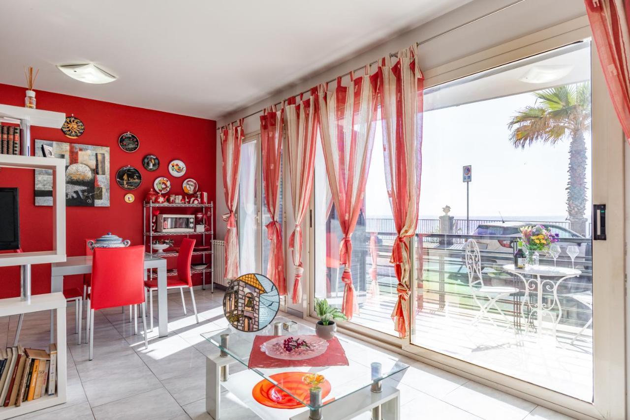 אצ'י קסטלו Castello Normanno Modern Sea View Apartment מראה חיצוני תמונה
